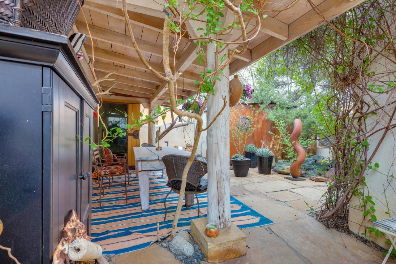 Adobe Studio 2 Blocks To Downtown Santa Fe Plaza! Exterior photo